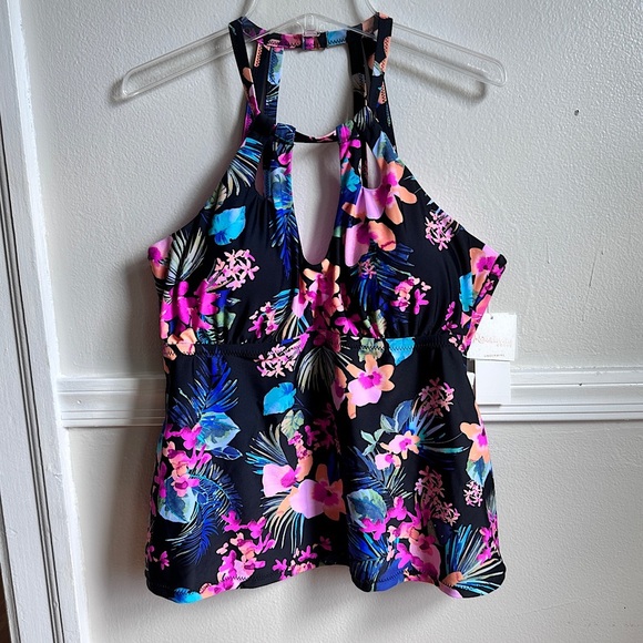 Raisins Curve Women's Plus Rosalie Poolside Underwire Tankini Swimsuit Top 14W - Picture 9 of 17